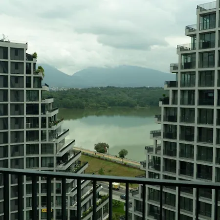 Kalpazo Lakescape * 地拉那